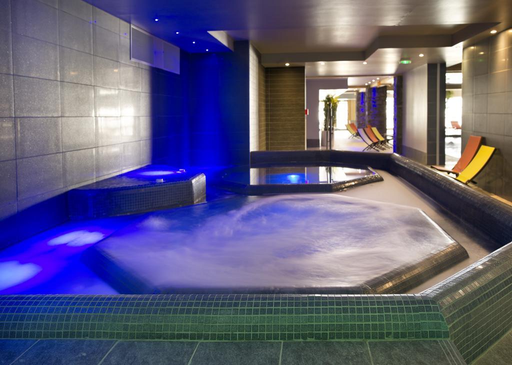 CGH Résidences&Spas Le Cristal de l'Alpe Alpe d'Huez Esterno foto